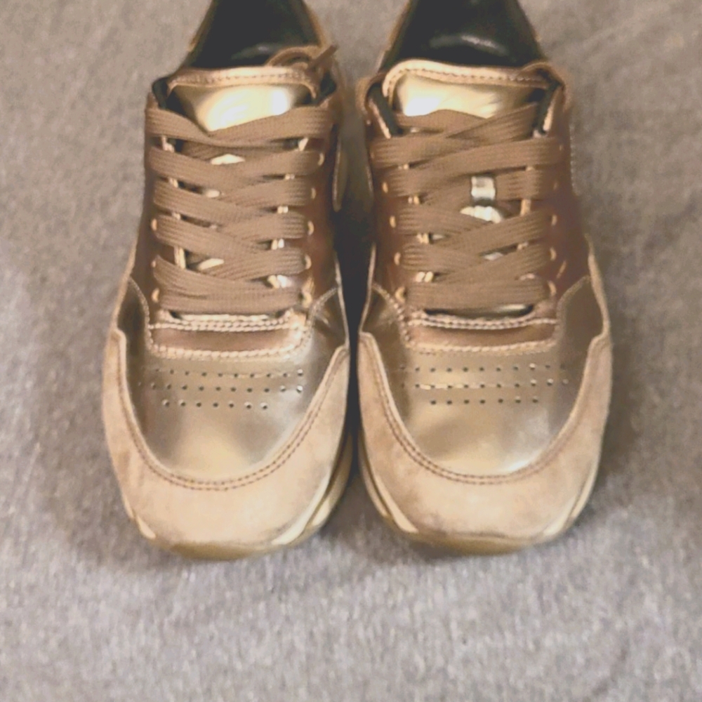 Women's Hogan Tennis shoes